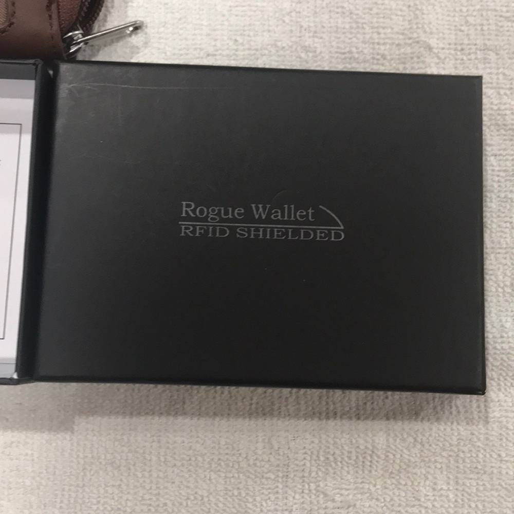RFID Wallet ! - Picture 5 of 5